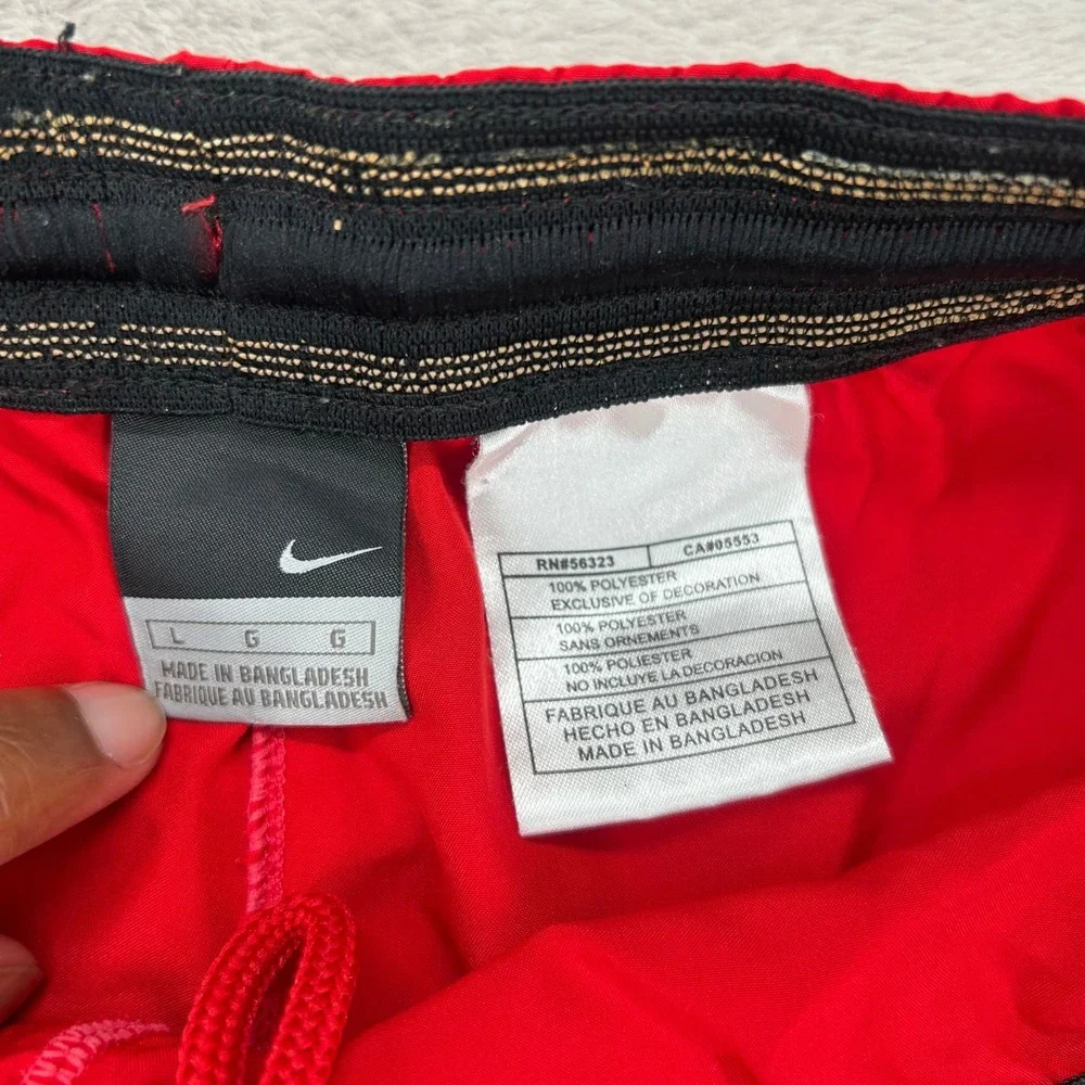 Vintage Y2K Nike Soccer Shorts Mens Large Red Athletic Running Gym Sports